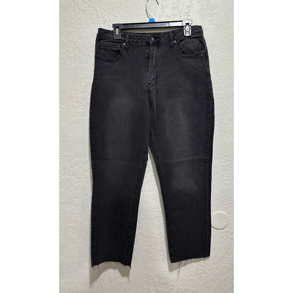 Forever 21 Women’s Black Cropped Jeans Size 31